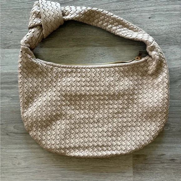 Quince taupe Woven Shoulder Bag - Picture 2 of 5